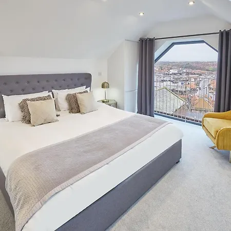Host & Stay - The Penthouse, Hudsons Yard House Уитби Экстерьер фото