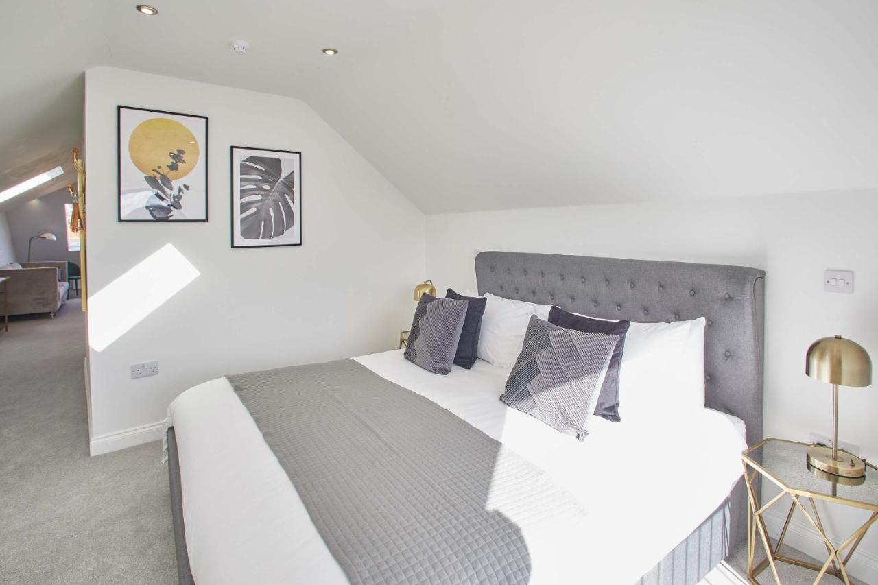 Host & - The Penthouse, Hudsons Yard House Appartement Whitby